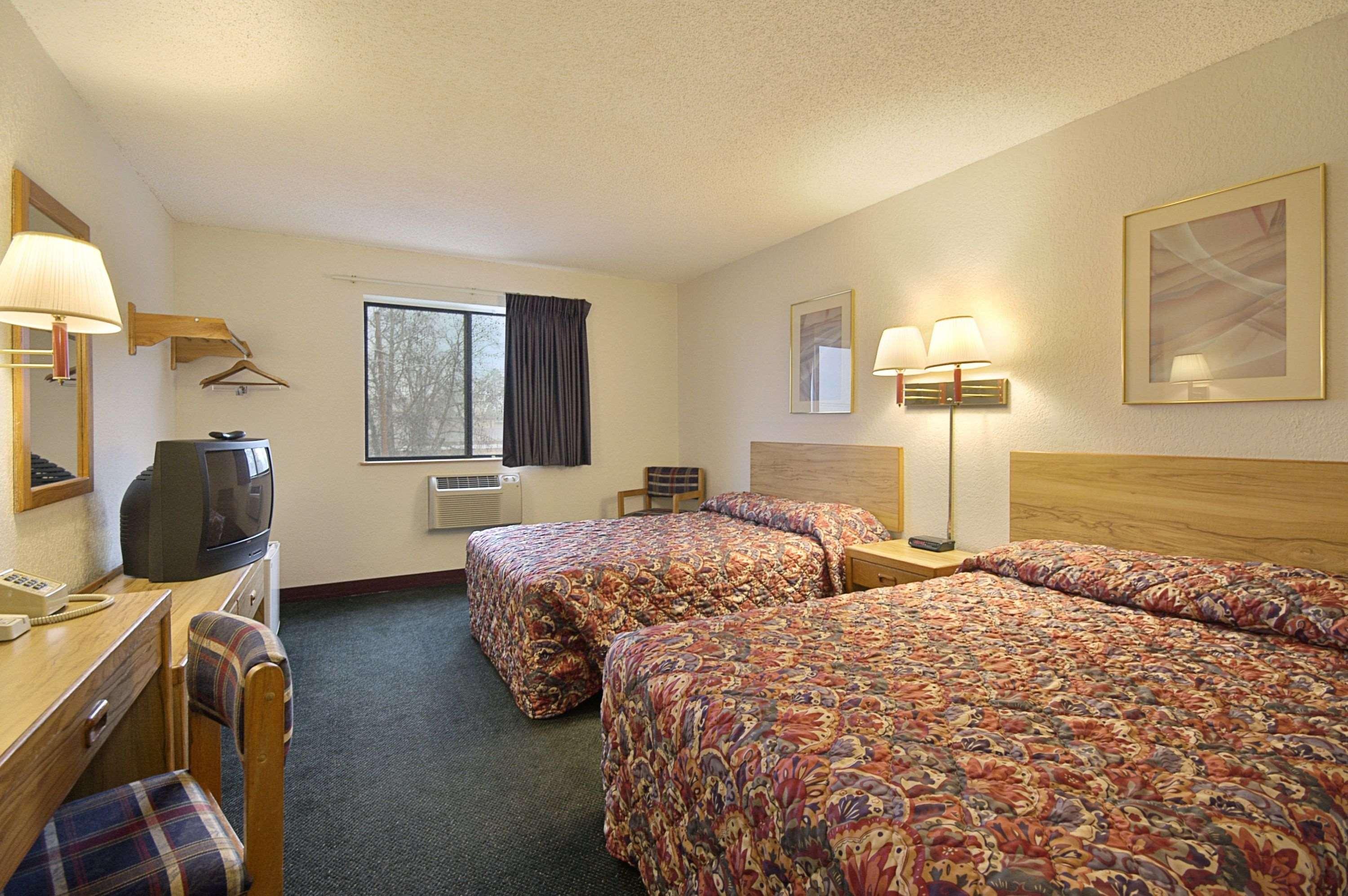 במוטל Super 8 By Wyndham Rawlins Wyoming מראה חיצוני תמונה