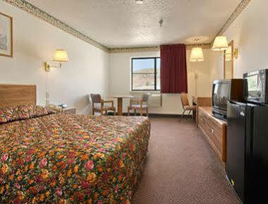 במוטל Super 8 By Wyndham Rawlins Wyoming חדר תמונה